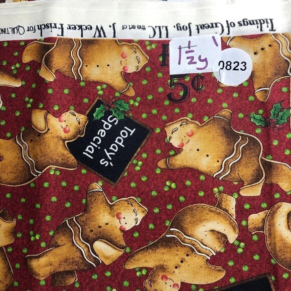 🛒 $14 Quilt Cotton Fabric Material - 1 1/2 yard Christmas Gingerbread Men #823 - Picture 2 of 4